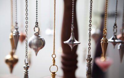 Das Pendel – Dein spiritueller Wegweiser zur inneren Wahrheit