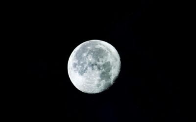 April – Neumond im Stier (Super-Neumond): Verwurzelung, Fülle und Neuanfang